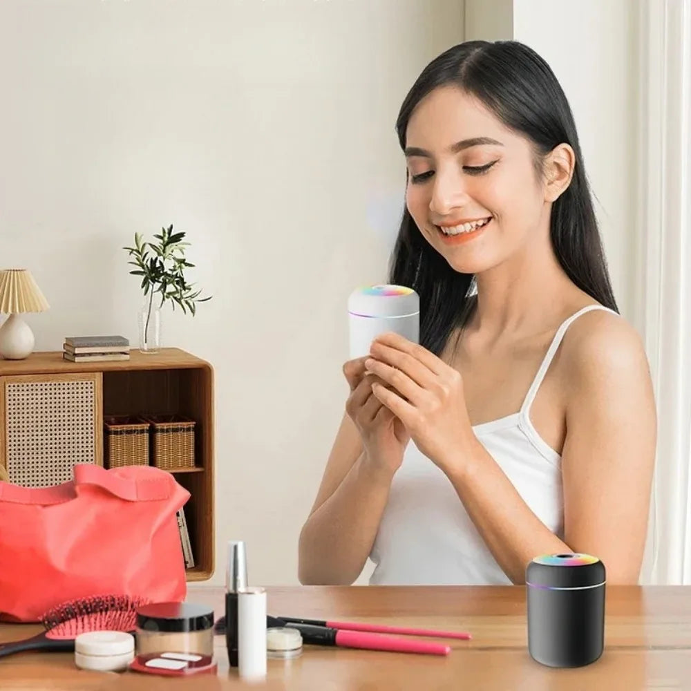 Compact USB Humidifier & Aromatherapy Diffuser