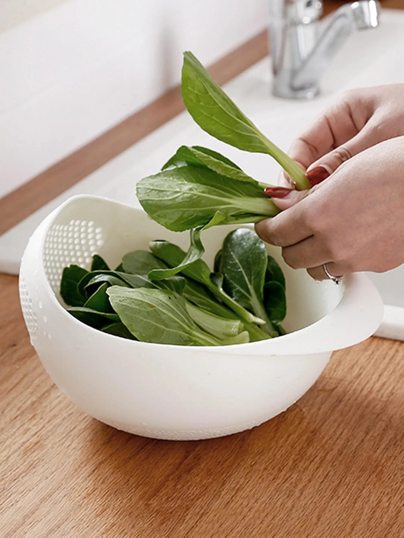 Colander Bowl with Handle - Drain & Wash