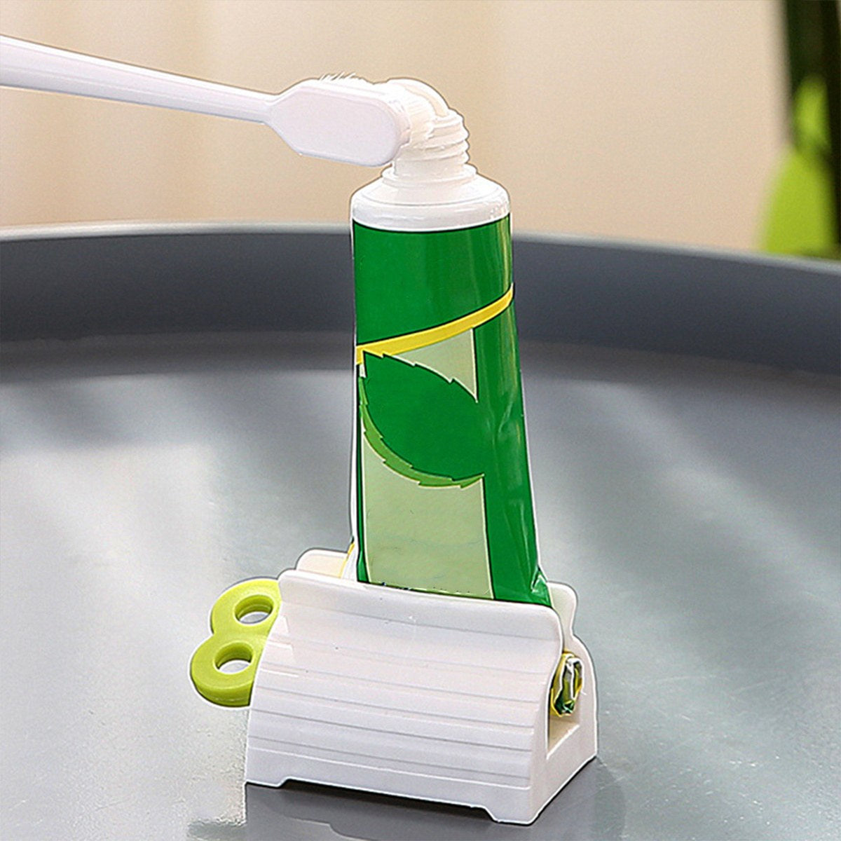 Effortless Toothpaste Tube Squeezer